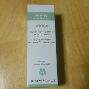 Ren Clean Skincare Ultra Comfoting Rescue Mask